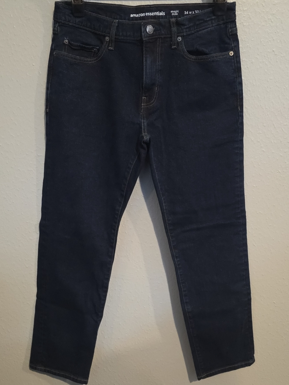 Amazon Essentials Men’s Straight Jeans in Dark Blue Wash